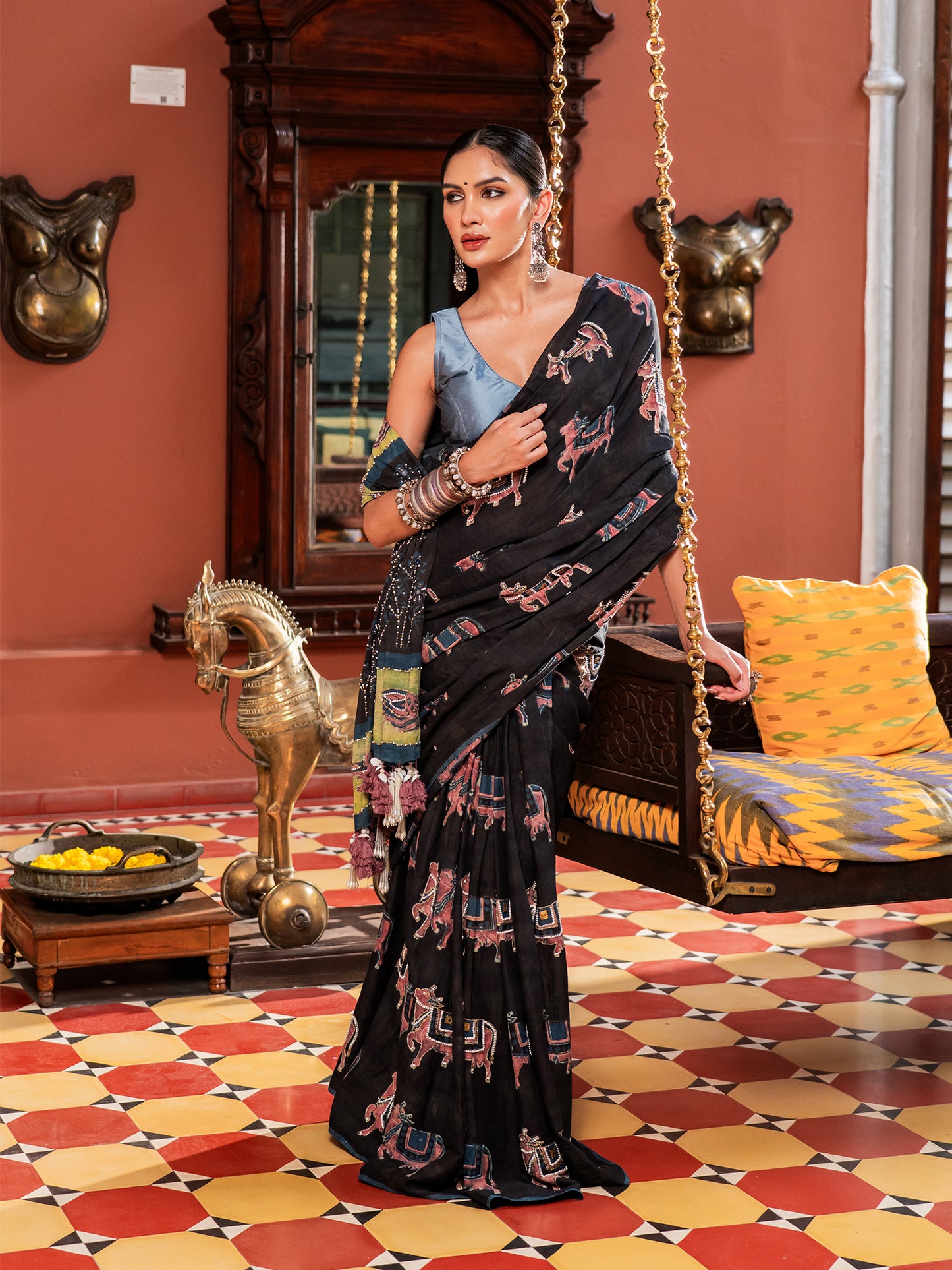 Black Pichwai-Art Motif Mul Cotton Saree