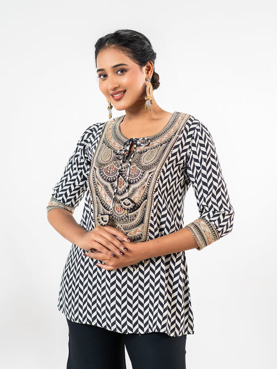 'Tarang' Monochrome Loom-Graphic Co-Ord Set