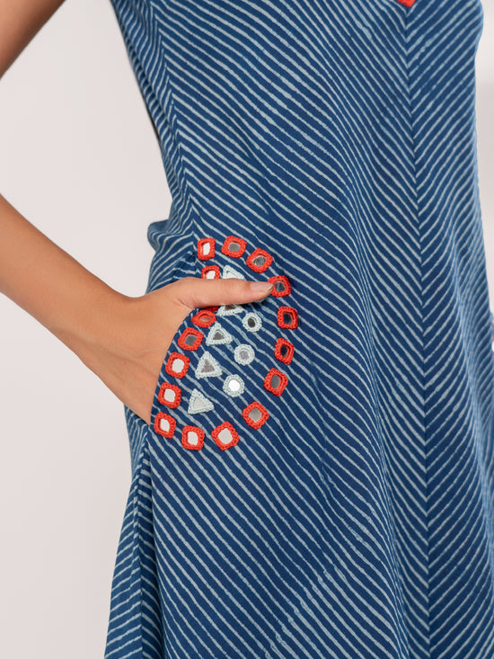 Neel-Aavritt Artisan Pocket Dress