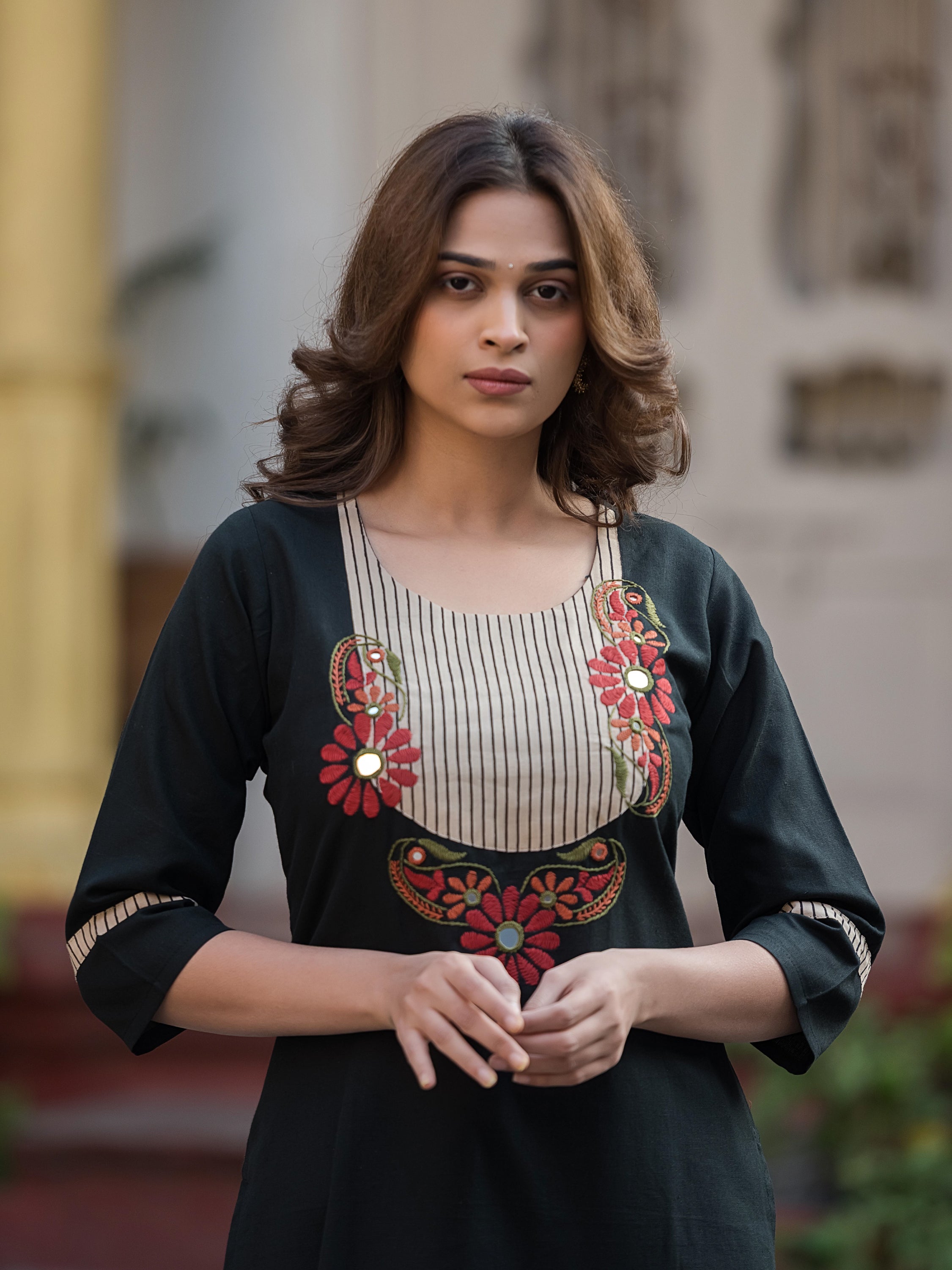 Raat-Rani Floral Handwork Set