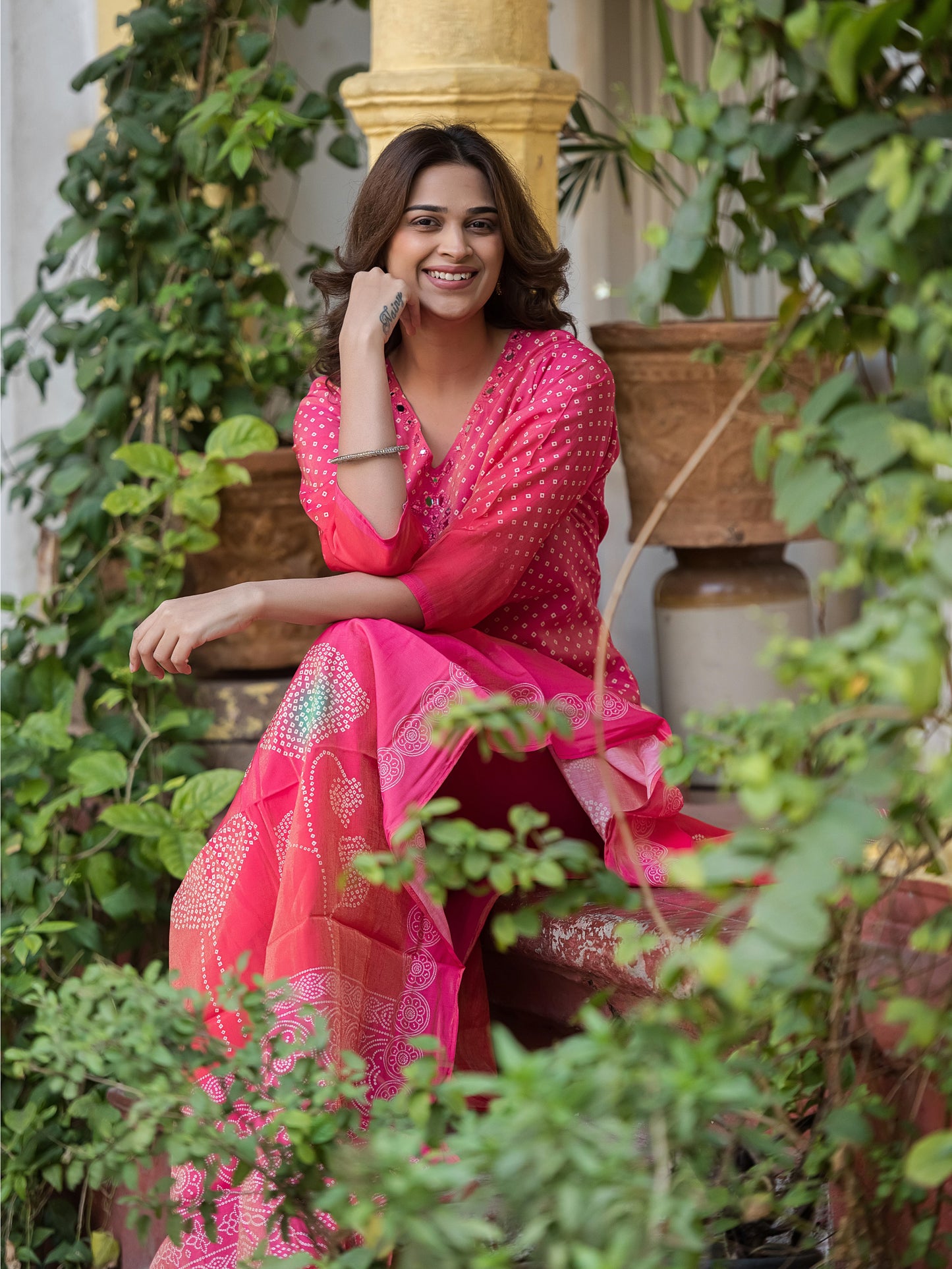 Sanskriti Bandhani Suit