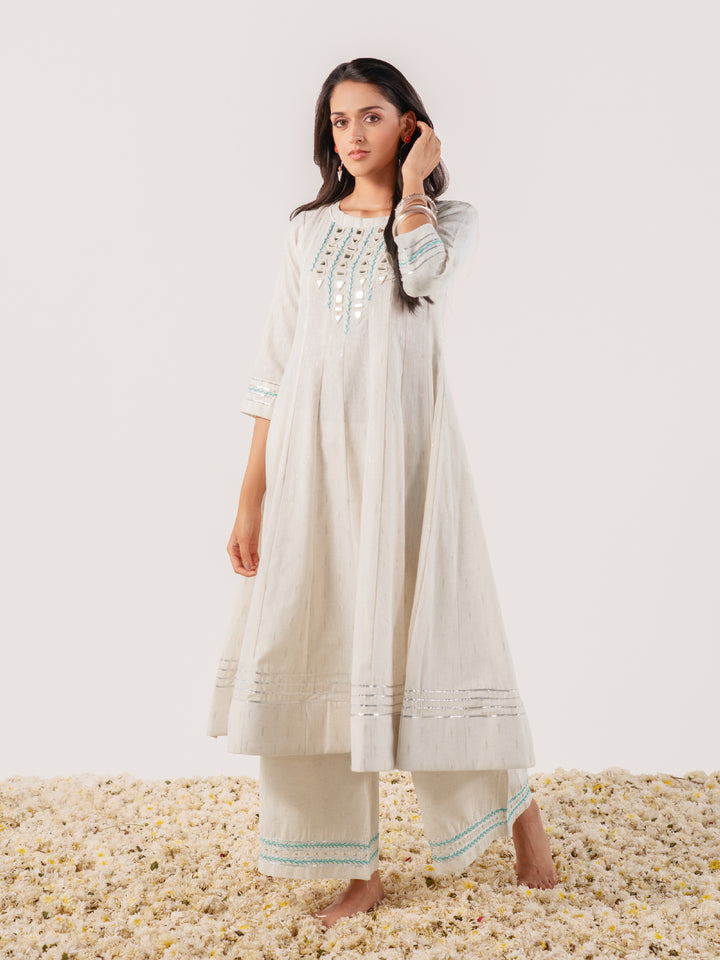 Shunya Khadi Anarkali Ensemble