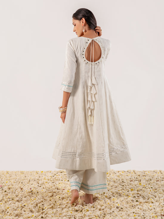 Shunya Khadi Anarkali Ensemble