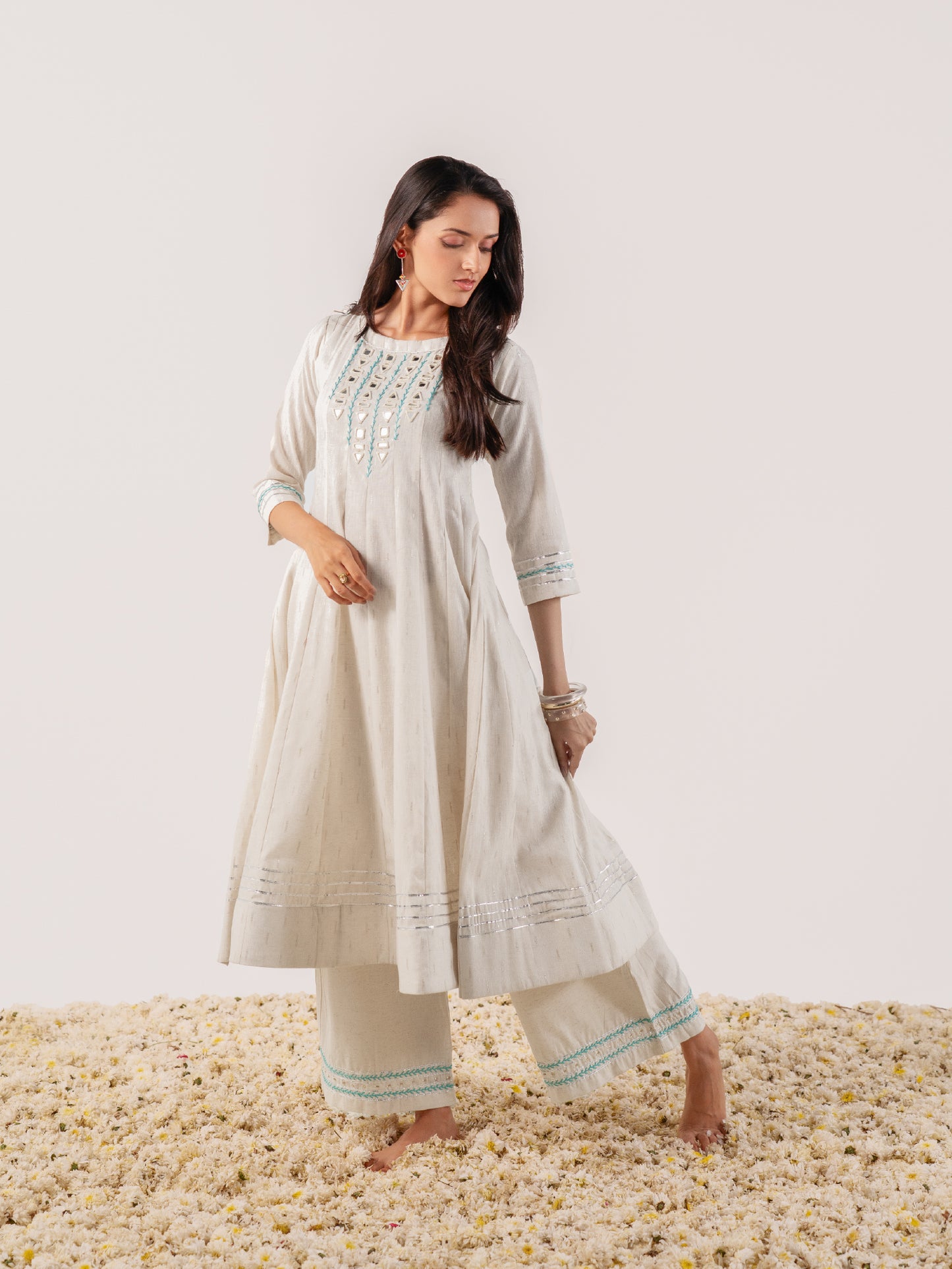 Shunya Khadi Anarkali Ensemble
