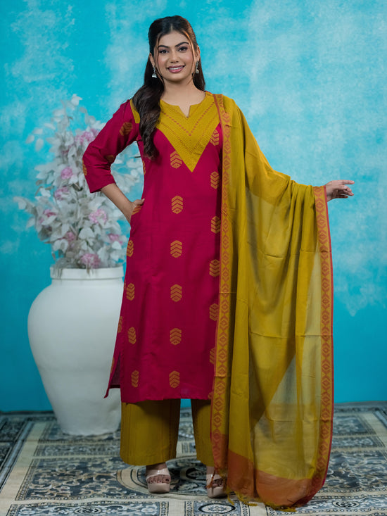 The Haldi-Kumkum Handloom Suit