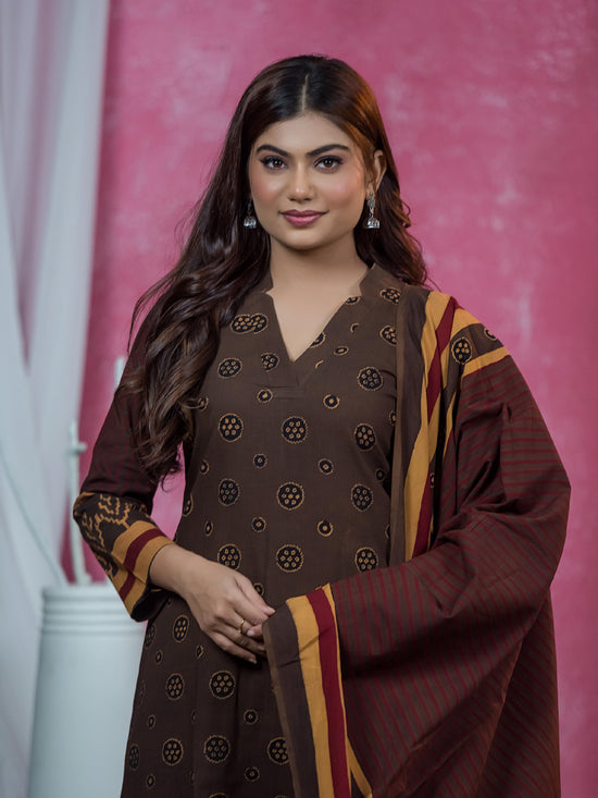The Mridu-Maati Handloom Set