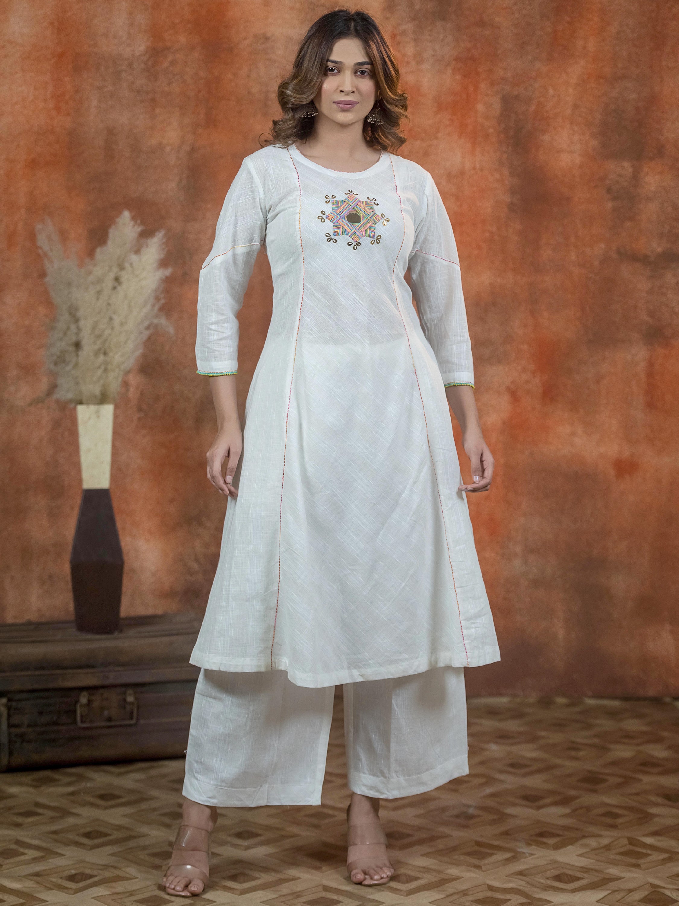 The Shubhra Malmal Set
