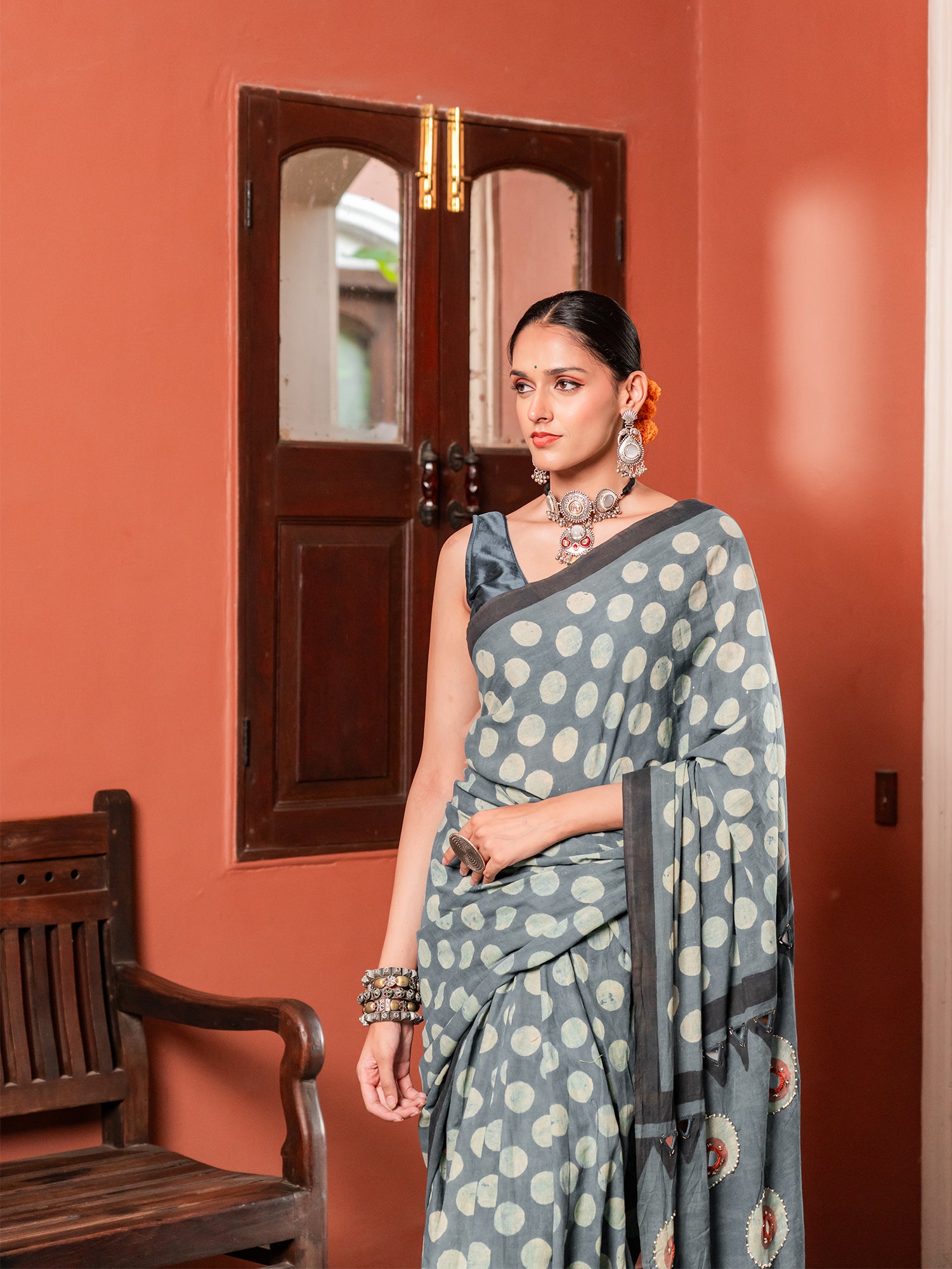 Grand Indigo Polka Dot Mul Cotton Saree