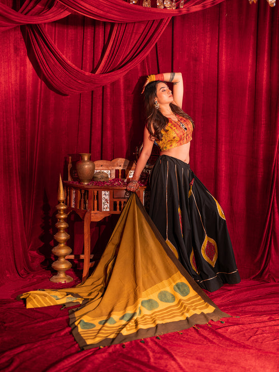 Green & Gold Gamthi Chaniya Choli Set