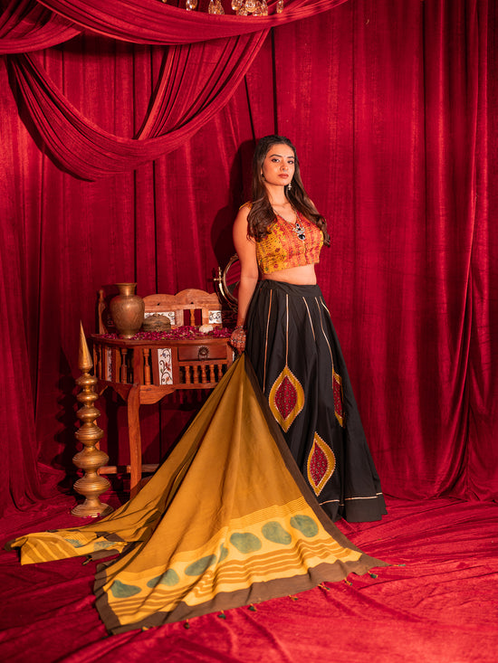 Green & Gold Gamthi Chaniya Choli Set