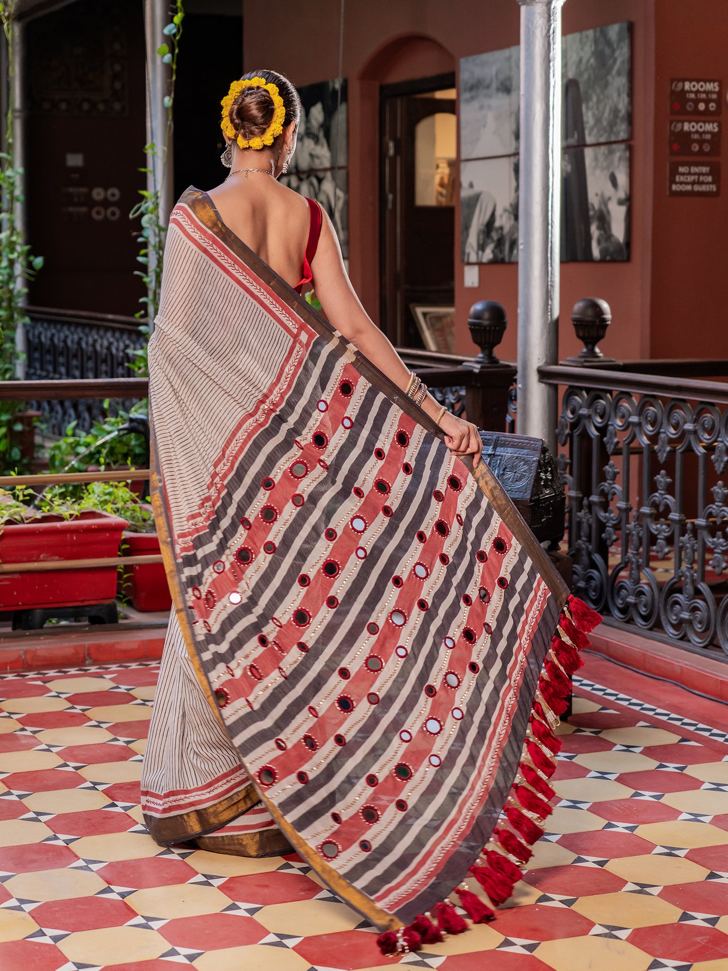 Swarna Shisha Mul Cotton Saree