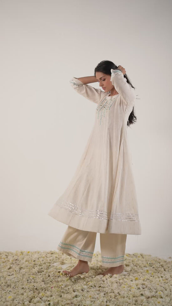Shunya Khadi Anarkali Ensemble